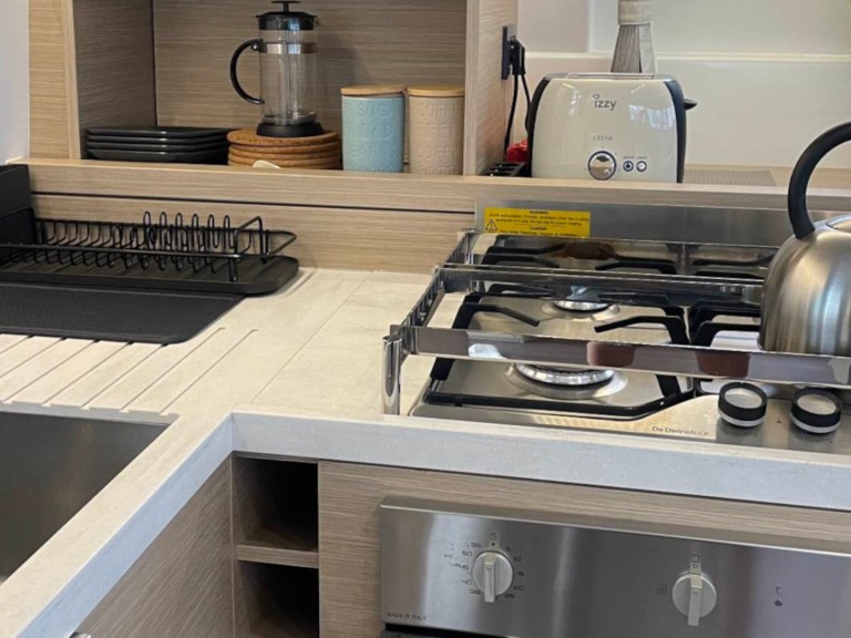 Hire Catamaran Lagoon with a boat licence