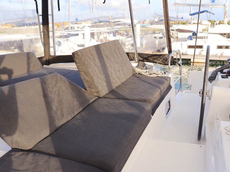 Charter a Lagoon Lagoon 46 in Marsh Harbour on Samboat