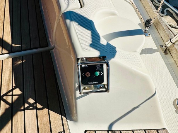 Sailboat to hire Primošten at the best price