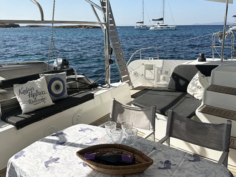 Hire Catamaran with or without skipper Lagoon Alimos
