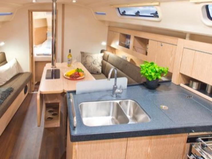 Charter a Hanse Hanse 345 in Punta Ala on Samboat