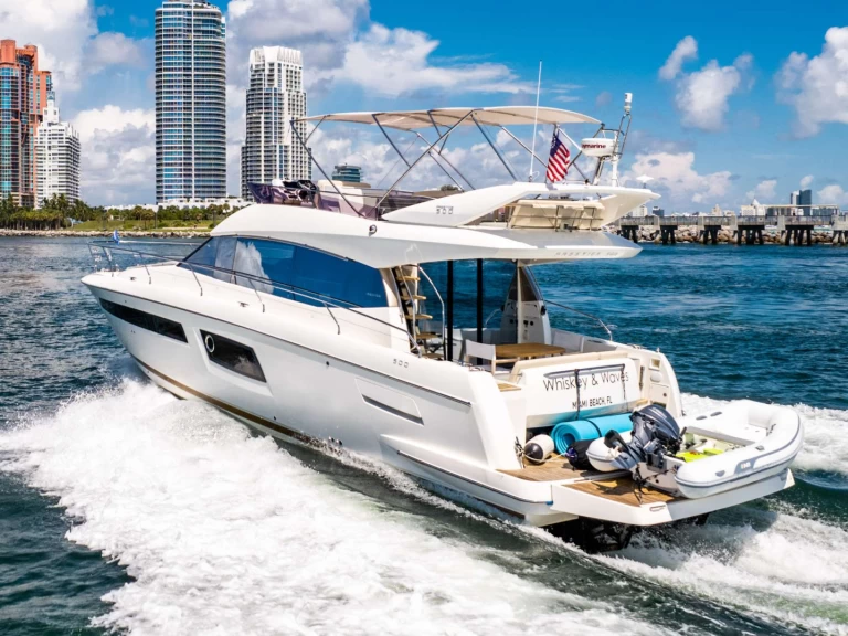 Yacht charter Nassau - Prestige Yachts Whiskey &amp; Waves on SamBoat