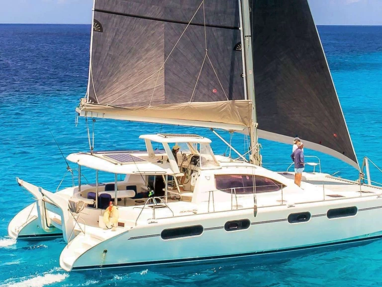 Leopard DESTINY III charter bareboat or skippered in  Cat Island