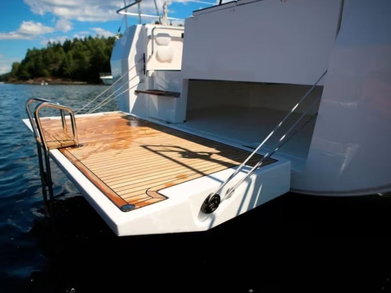 Sailboat hire in Izola - Bavaria Bavaria C45