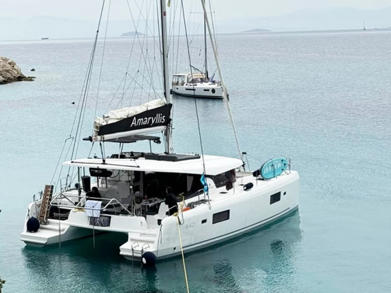 Charter a Lagoon Lagoon 42 in Alimos on Samboat