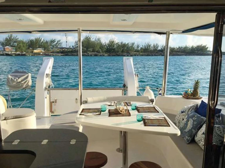 Yacht charter Cat Island - Leopard DESTINY III on SamBoat