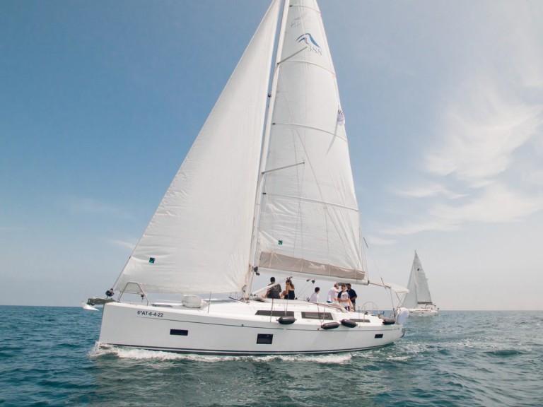 Yacht hire Dénia cheap Hanse 388