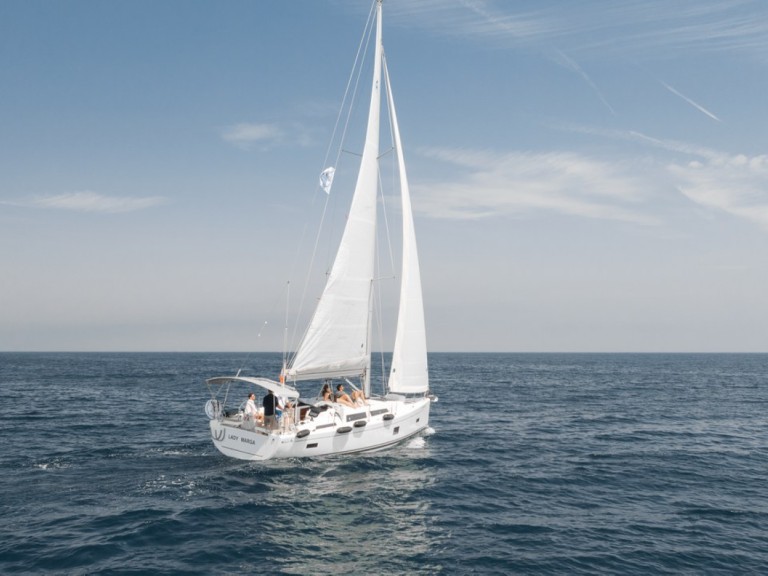 Hire Sailboat Hanse with a boat licence