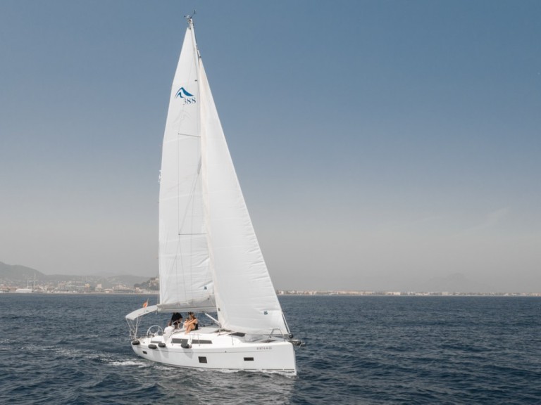 Sailboat to hire Dénia at the best price