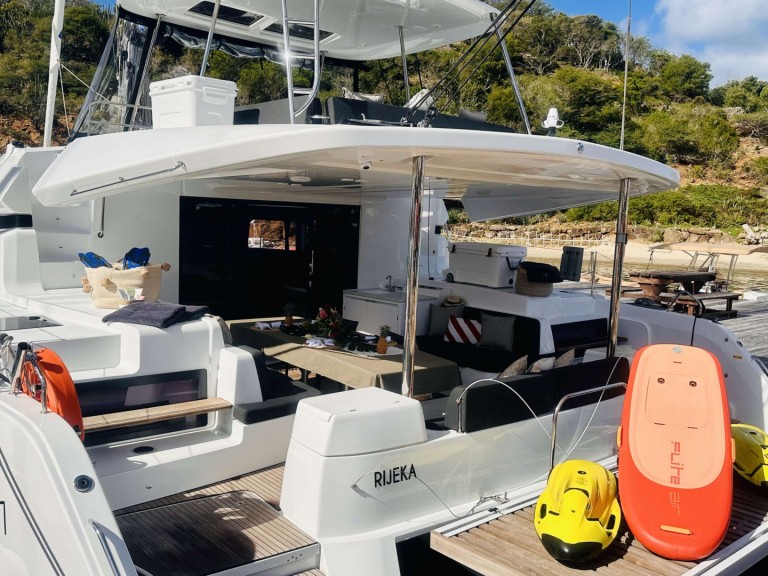 Yacht charter Trogir - Lagoon Lagoon 51 on SamBoat
