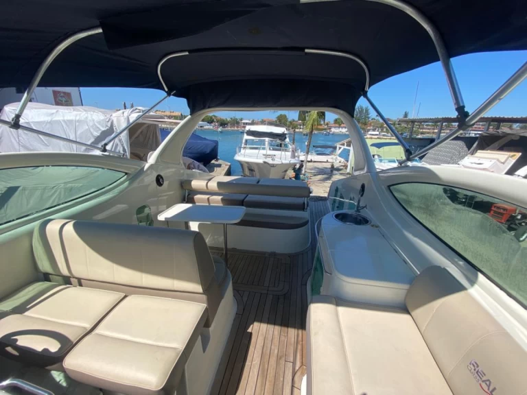 Motorboat to hire Armação dos Búzios at the best price