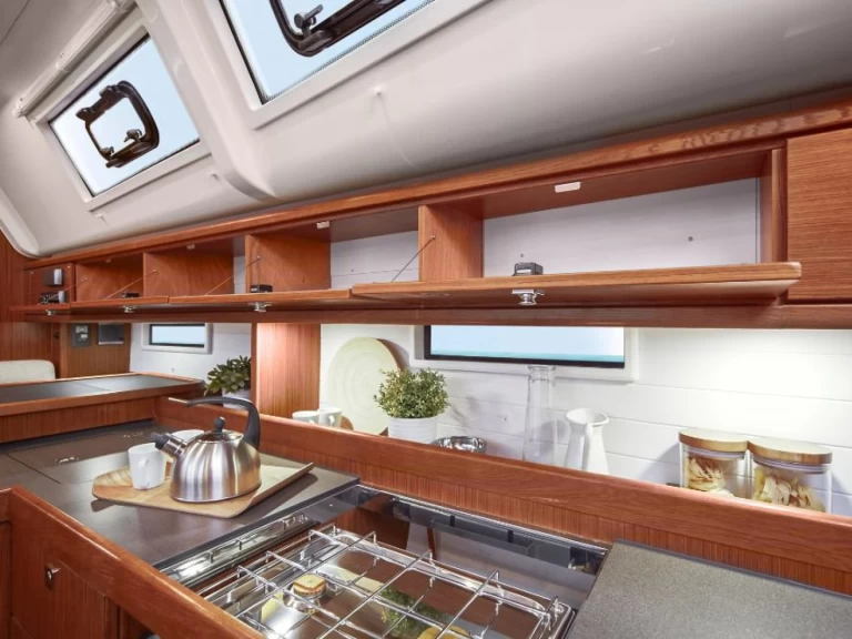 Yacht hire San Miguel De Abona cheap Cruiser 51