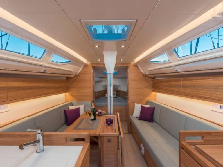 Sailboat hire in Izola - Salona Salona 380