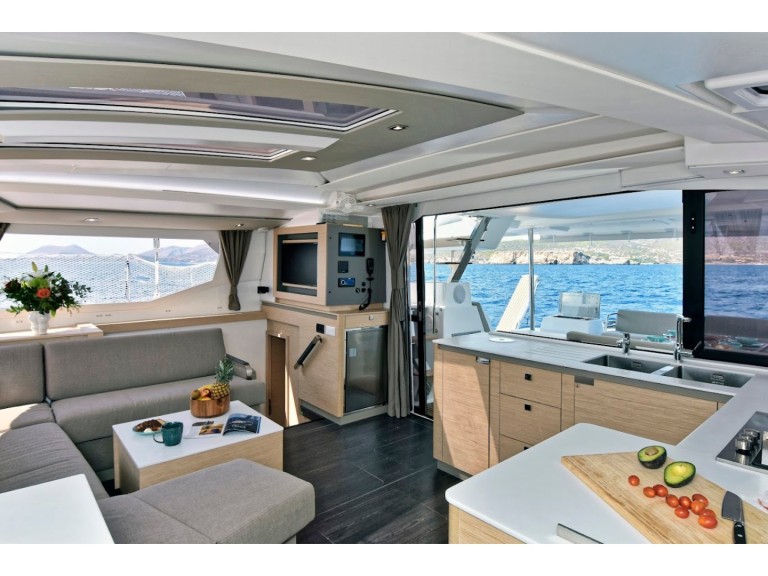 Hire a Fountaine Pajot Tanna 47 Volos