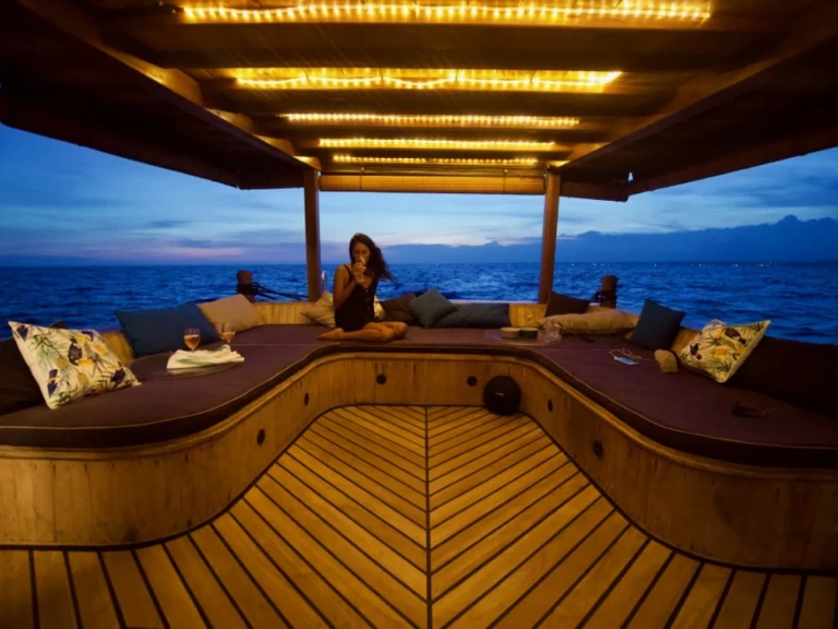 Luxury Yacht hire in Komodo - Private Build 66FT