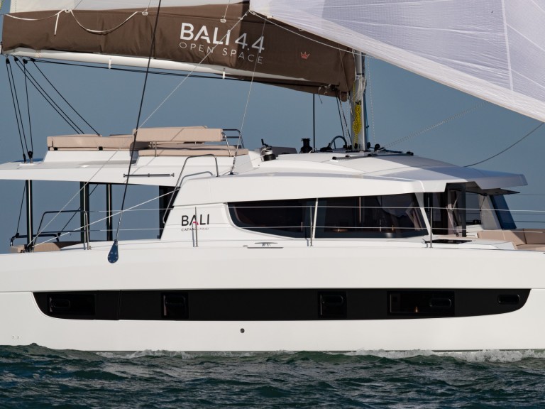 Catamaran to hire Ibiza Town at the best price