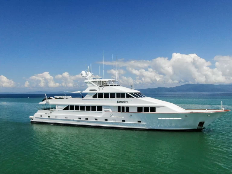 Flagship SERENITY 122 charter bareboat or skippered in  Bahamas