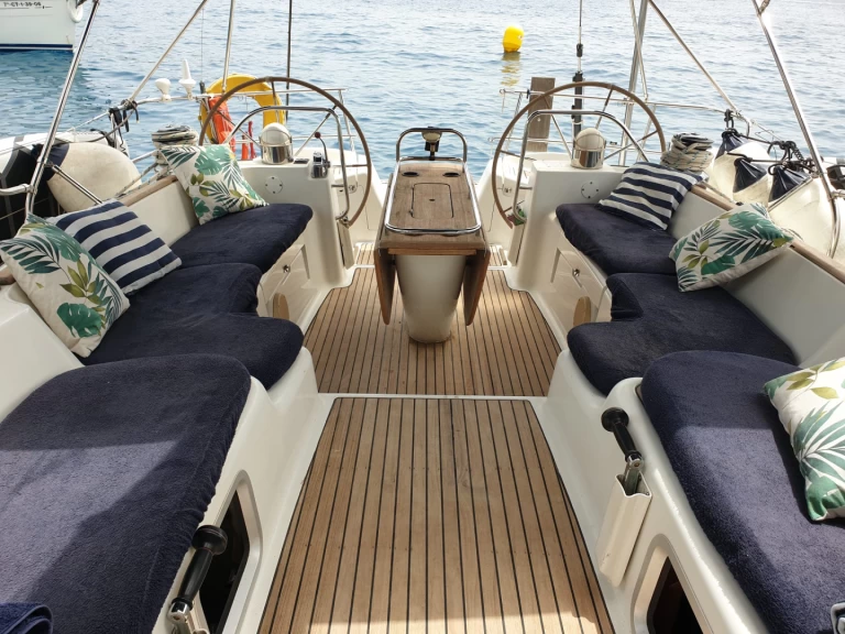 Sailboat hire in Ibiza Town - Jeanneau Sun Odyssey 54 DS