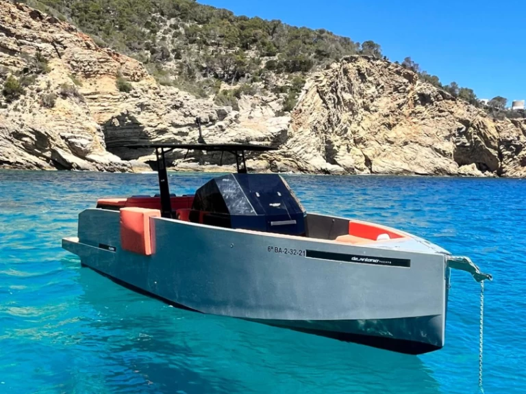 Yacht hire Ibiza Town cheap 28