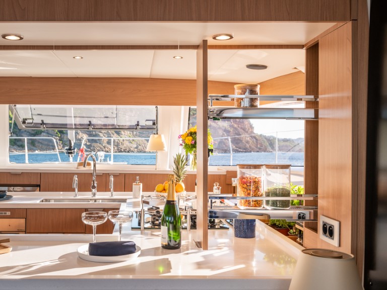 Hire a Bali Bali 5.8 Port d'Andratx