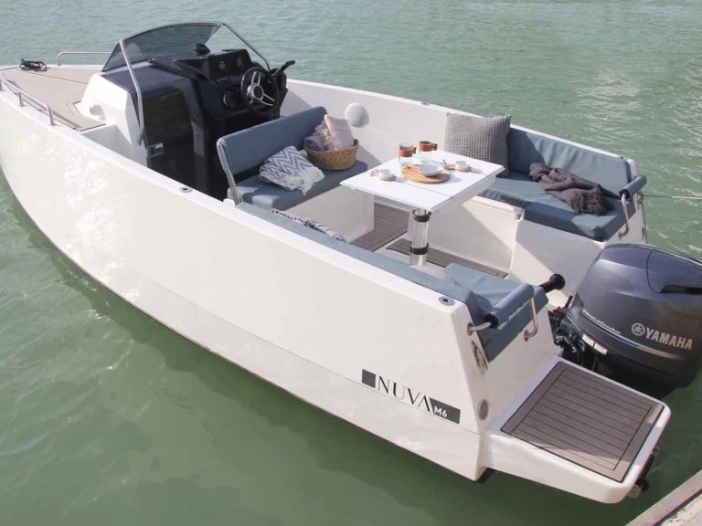 Yacht charter Biograd na Moru - Nuva yachts  Nuva M6 Cabin on SamBoat