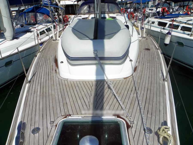 Jeanneau Sun Odyssey 49 DS charter bareboat or skippered in  Lávrio