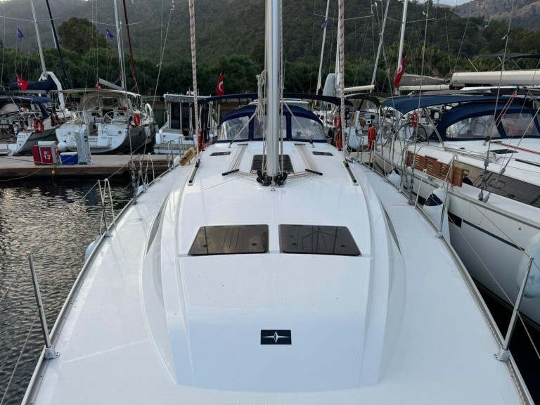 Yacht hire Göcek cheap Cruiser 46
