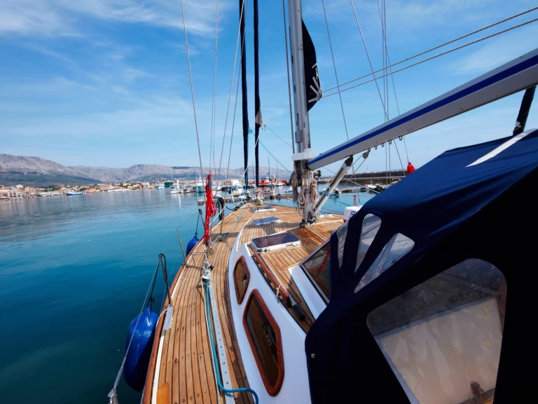 Sailboat hire in Chios Port - Atlantic Atlantic deluxe 61