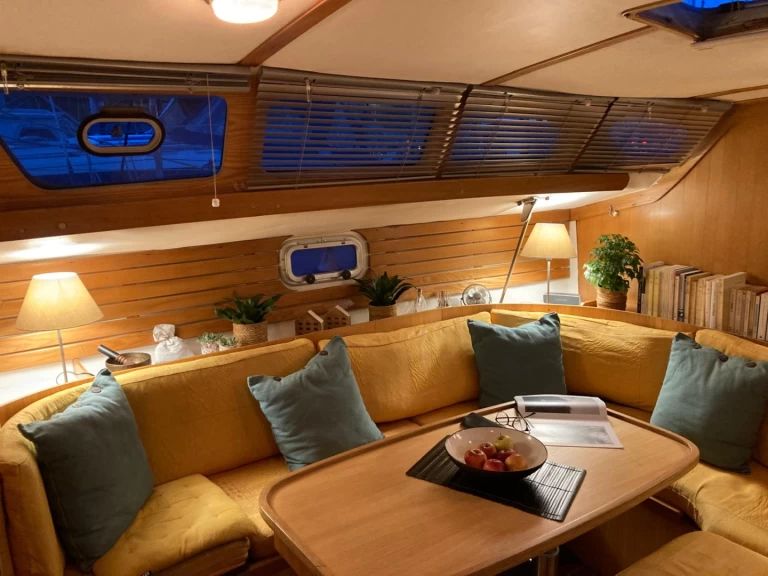 Sailboat hire in La Rochelle - Kirie Feeling 346