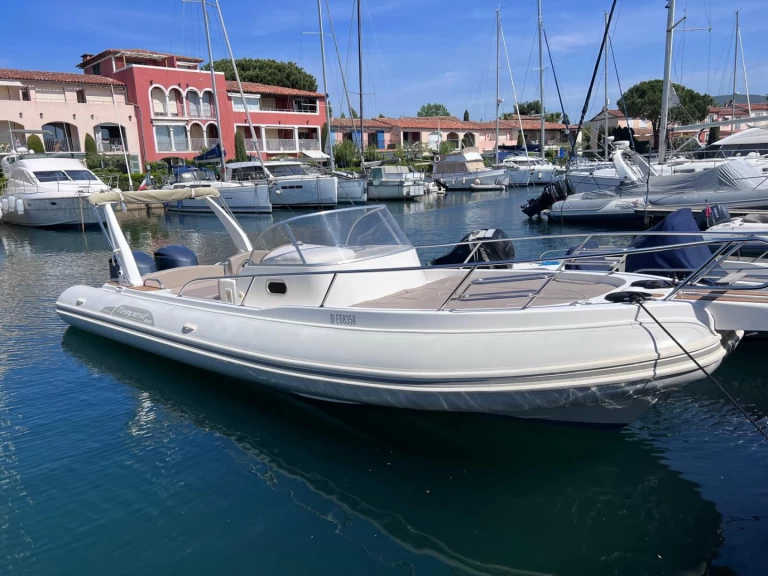 Capelli Tempest 1000 charter bareboat or skippered in  Saint-Tropez