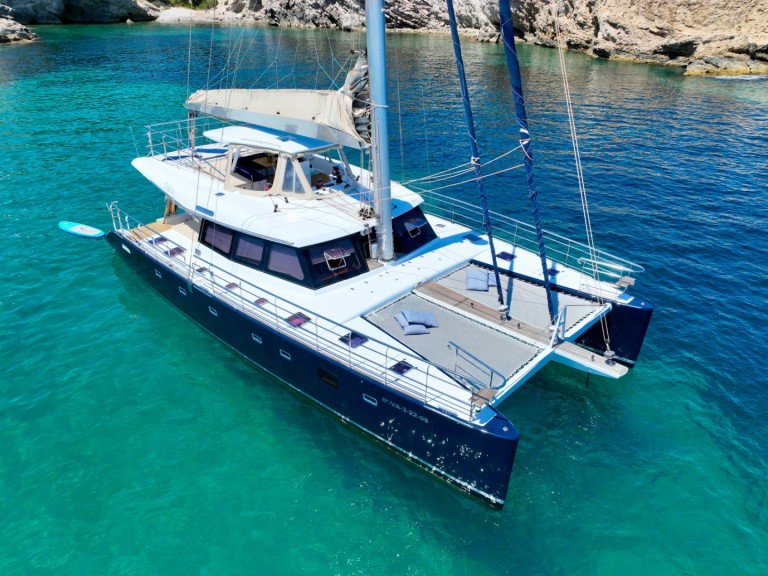 Yacht hire Playa de Talamanca cheap Sunreef 620