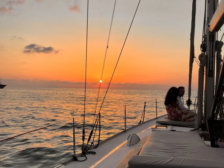 Sailboat hire in Tropea - Dufour Grand Large 460