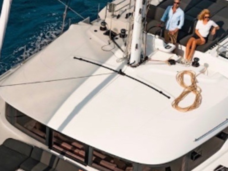 Catamaran to hire Saint-Raphaël at the best price