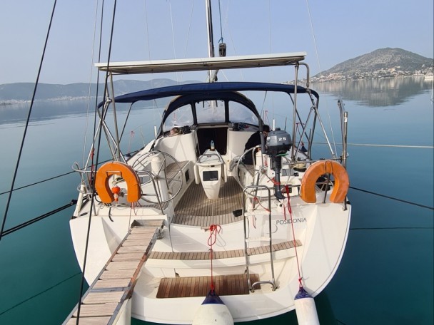 Hire a Jeanneau Sun Odyssey 42i Kallithea
