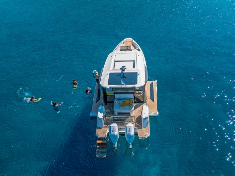 Hire Motorboat with or without skipper Saxdor Spetses