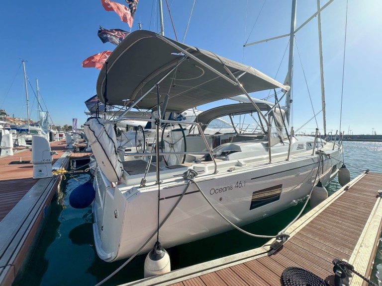 Hire a Bénéteau Oceanis 46.1 Palma de Mallorca