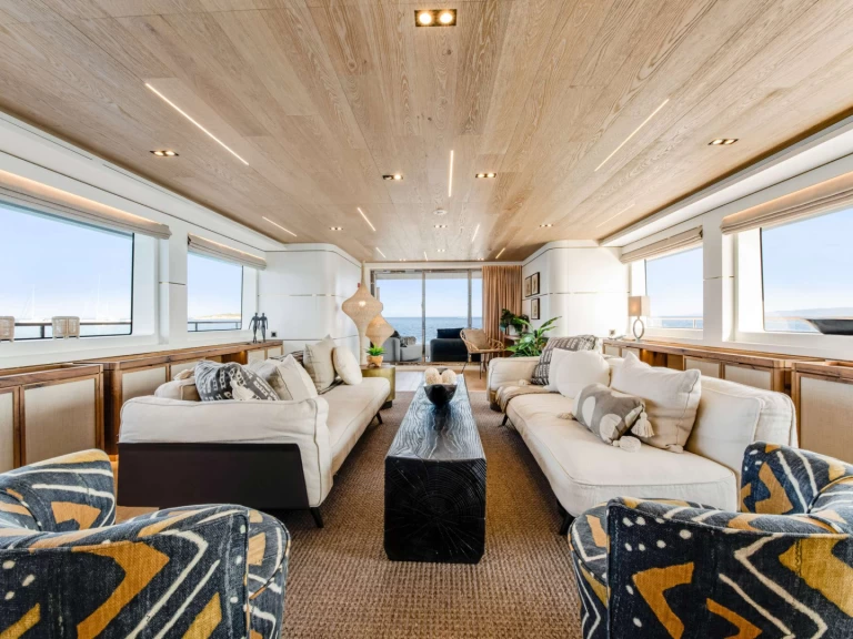 Hire Luxury Yacht with or without skipper Cantiere delle Marche Naples