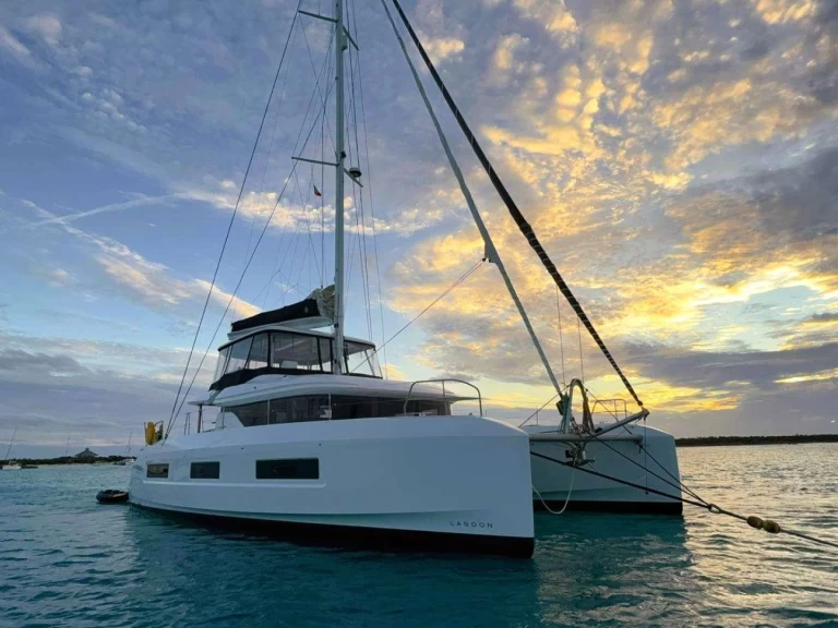 Yacht hire Fort Lauderdale cheap Halekulani