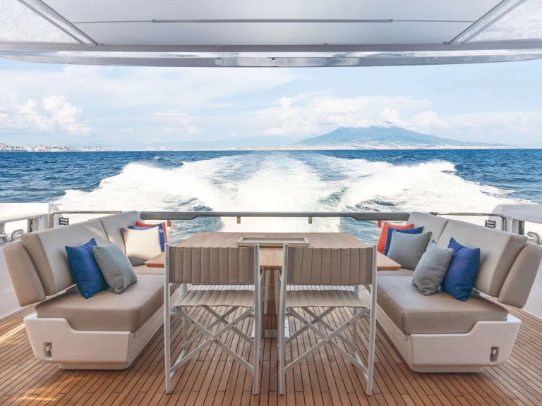 Hire a Ferretti FAST Zadar