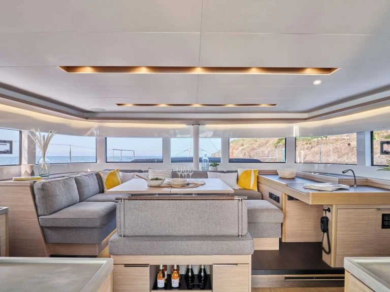 Yacht charter British Virgin Islands (BVI) - Lagoon ELDAMAR (SUMMER)  on SamBoat