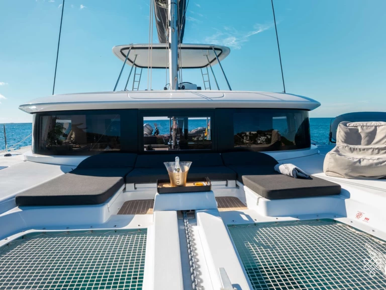 Charter a Lagoon INFINITY in British Virgin Islands (BVI) on Samboat