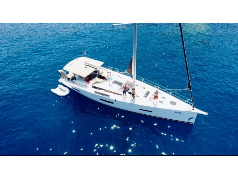 Sailboat hire in Furnari - Dufour Dufour 56 Exclusive 250 L