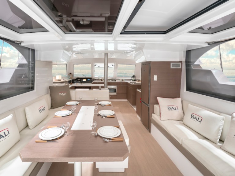 Hire Catamaran Bali with a boat licence