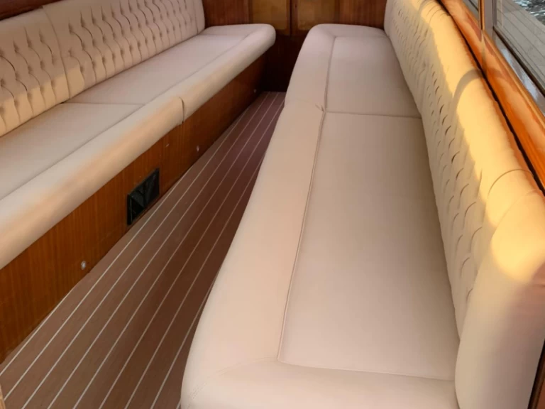 Hire a oscar fusina I Venice