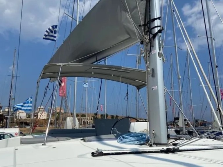 Yacht hire Lávrio cheap Lagoon 46