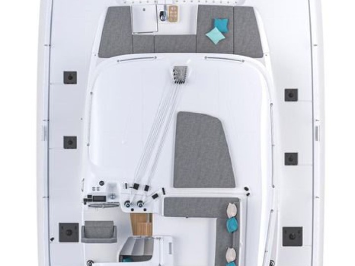 Hire Catamaran Lagoon with a boat licence