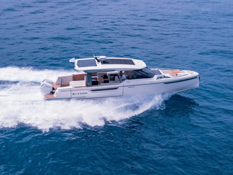 Saxdor Saxdor 400 GTO charter bareboat or skippered in  Sukošan