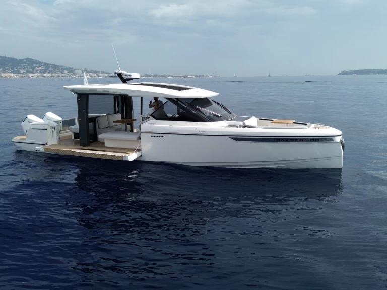 Motorboat hire in Athens - Saxdor Saxdor 400 GTO