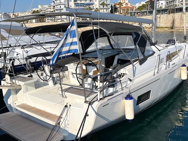 Sailboat hire in Alimos - Bénéteau Oceanis 46.1