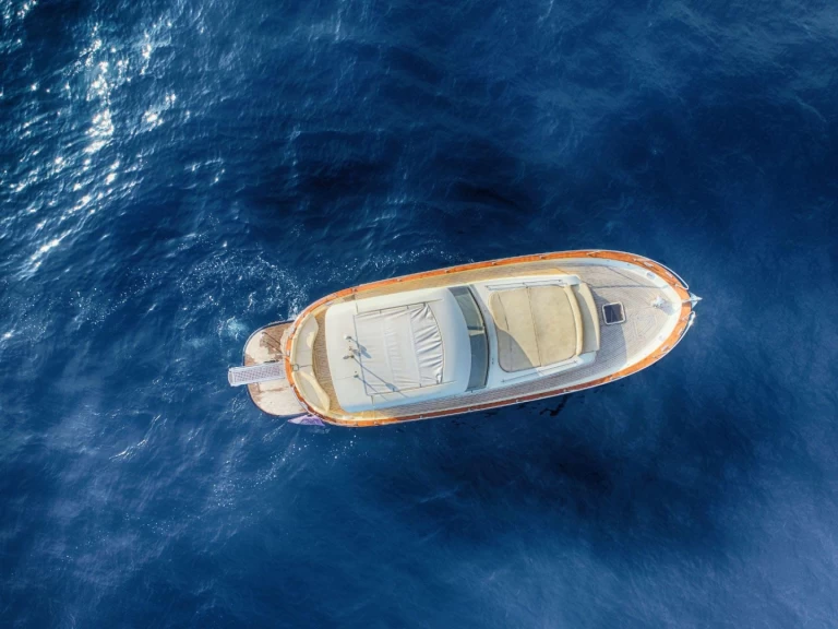 Yacht hire Positano cheap ApreMare TreOtto Cabin TOP
